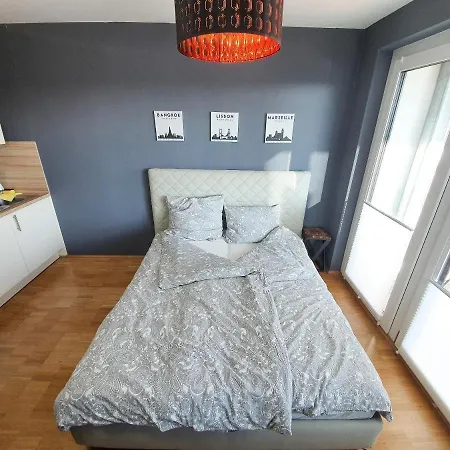 Beste Lage Neben *